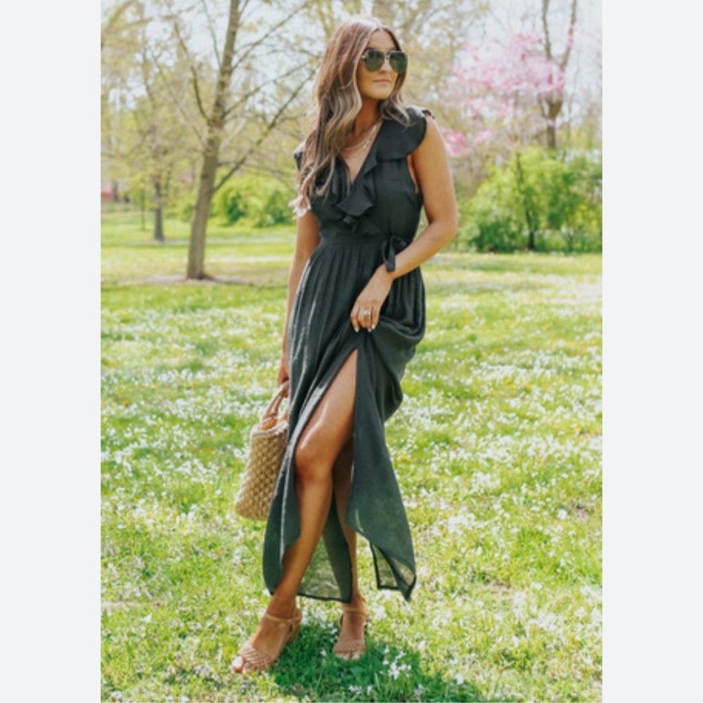 Magnolia boutique la playa black ruffle maxi dress